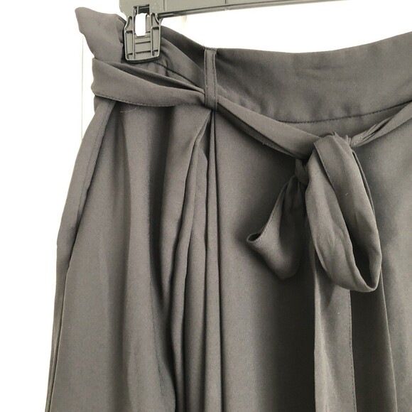 H&M Women's Zip Back Casual Solid Knee-Length Skirt Black Size 12 %% - Picture 4 of 11